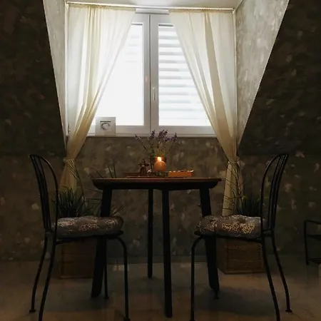 Apartman U Zamecke Dyje Lednice Exterior photo